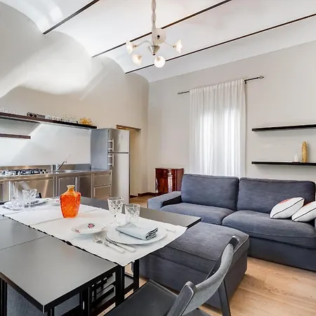 Apartment Coronari A 2 Minuti Da Piazza Navona Rom